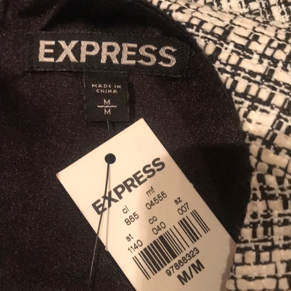 EXPRESS Cropped Tweed Sleeveless Top, Size M  NWT - Picture 3 of 4